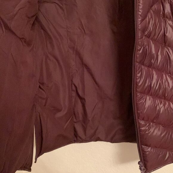 J. Jill Deep Red Puffer Outdoor Duck Down Full Zip Poco Women’s Vest Size L - Picture 8 of 11